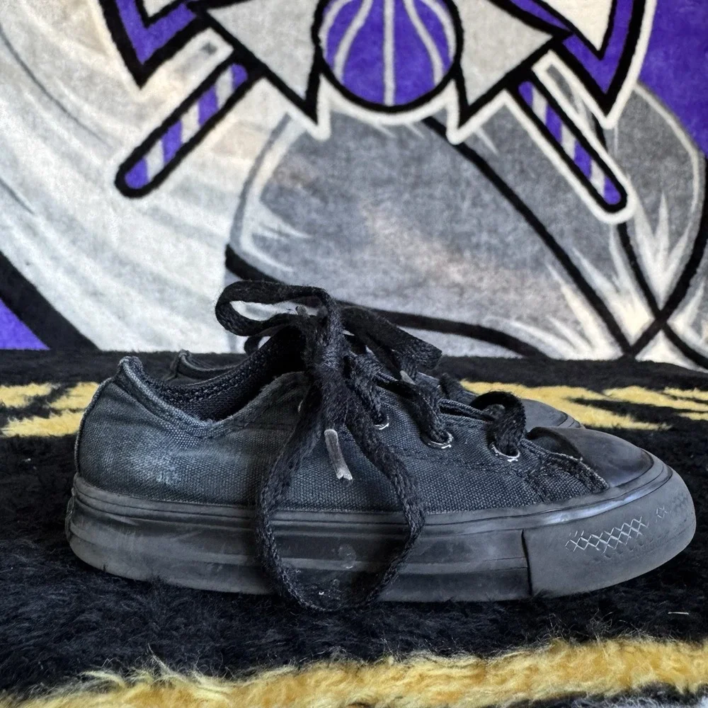 Size 7c - Toddler CONVERSE Chuck Taylor All Star Low Top Black Monochrome
